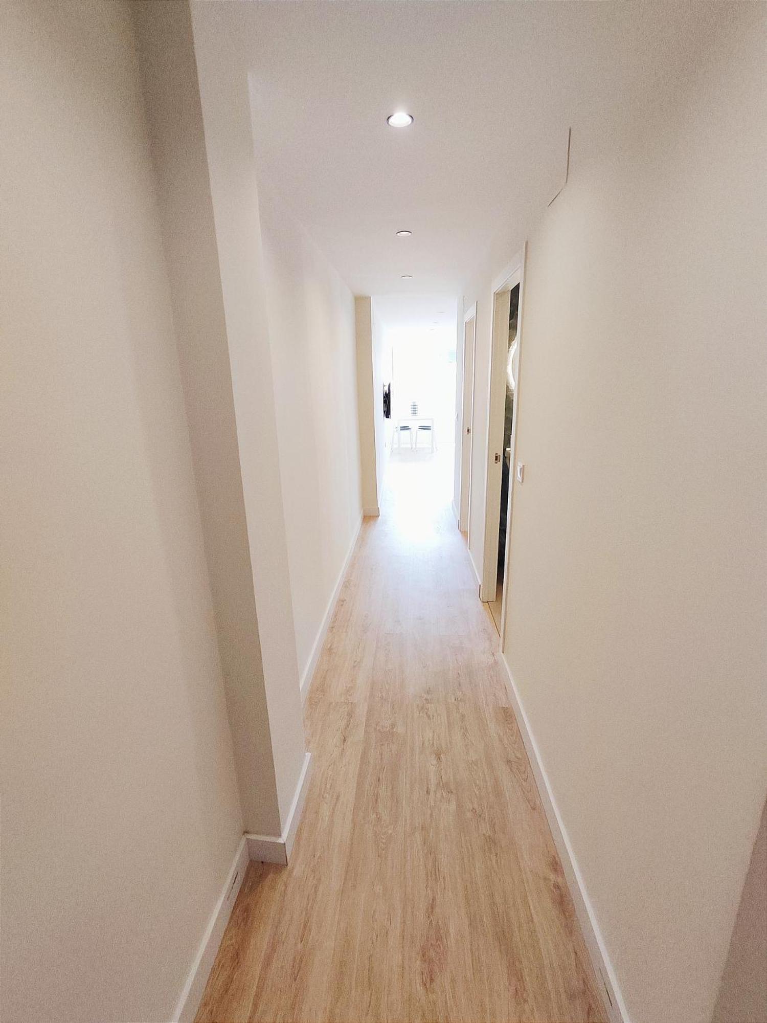 Aljarafe Central Square - By Pro Apartments サン・ホアン・デ・アスナルファラチェ エクステリア 写真
